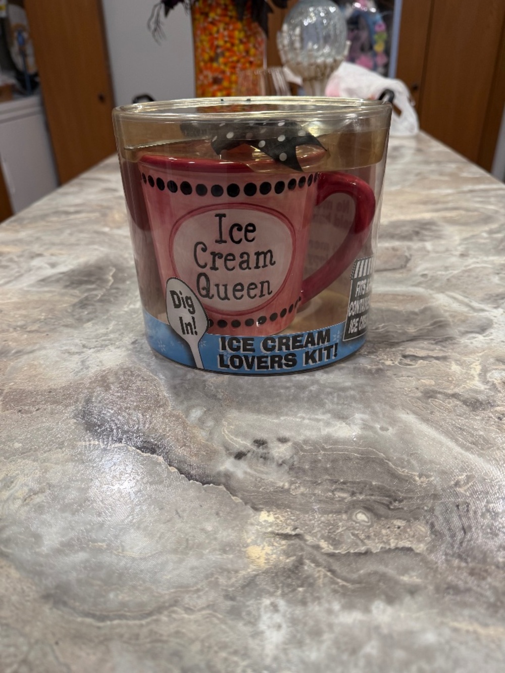 Ice Cream Therapy – Ice Cream Queen ID number 45205